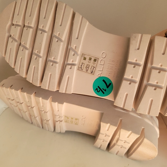 Aldo Womens Bigact Sock Boot Lug Chunky Sole 7 1/2 New Without Tags - Picture 3 of 7